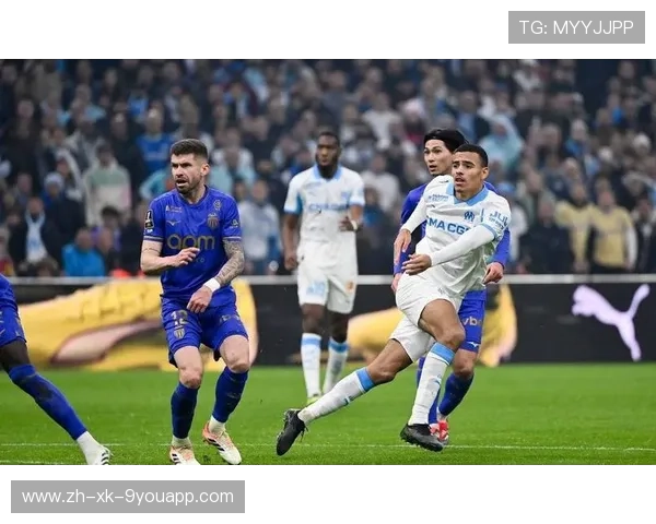 “法甲激战正酣，争冠形势进入白热化阶段”，法甲 经典比赛