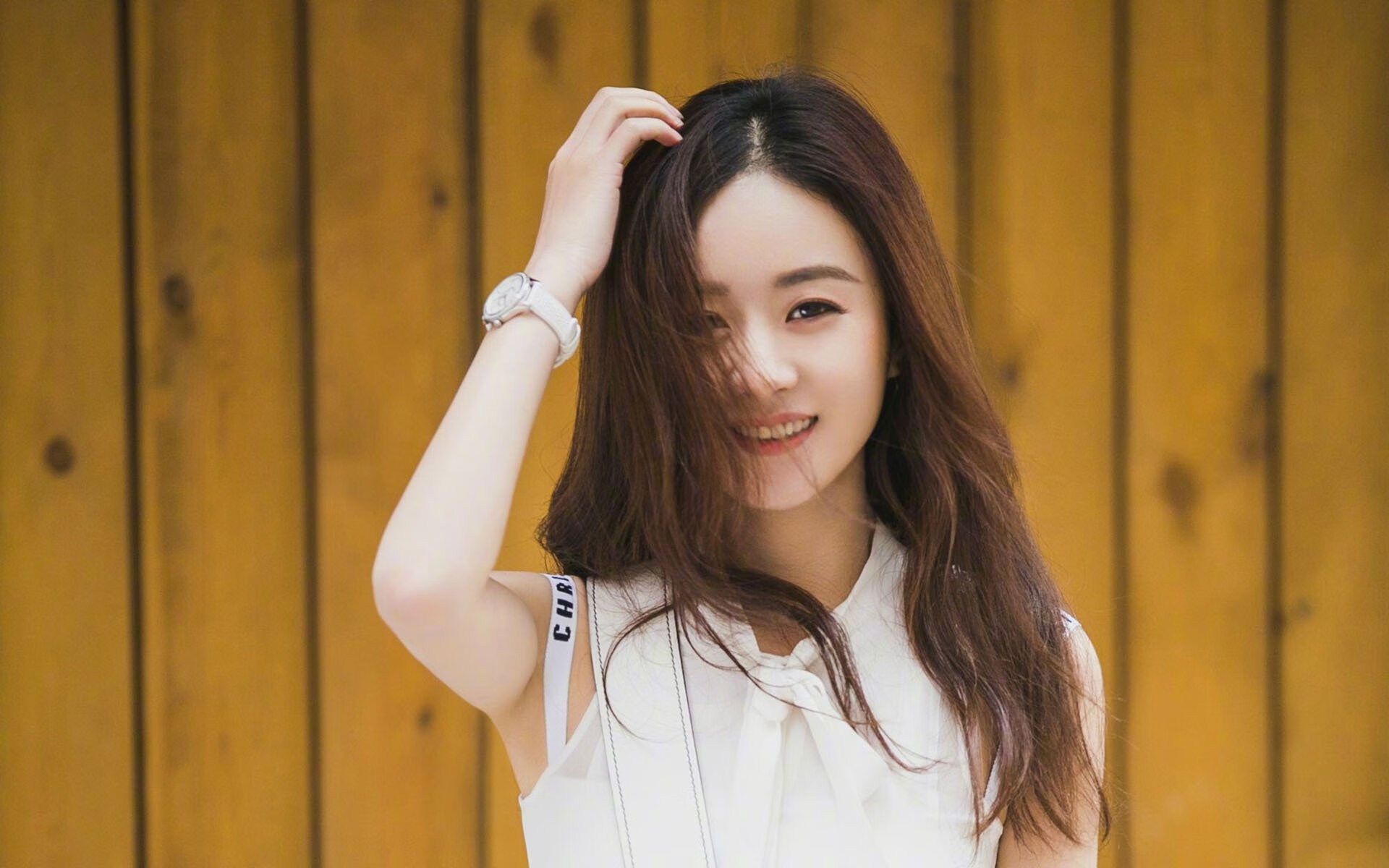 九游下载中心-足球运动的低碳未来：绿色技术引领新纪元，足球元素的环保作品